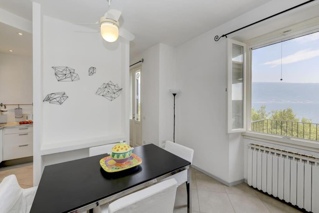 Oleandro Apartment Directly On The Lake Gargnano Extérieur photo