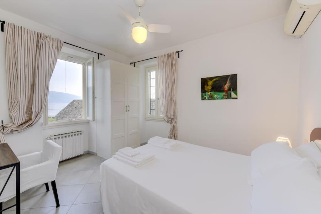 Oleandro Apartment Directly On The Lake Gargnano Extérieur photo