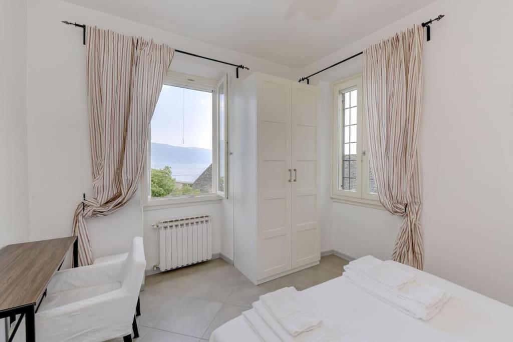 Oleandro Apartment Directly On The Lake Gargnano Extérieur photo